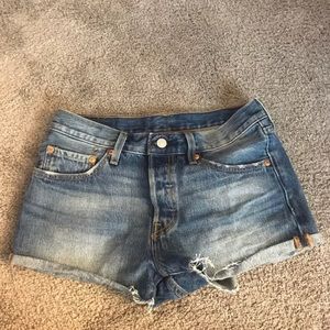 LEVI shorts